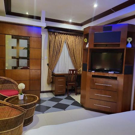 Fields Palace Hotel Анхелес Екстериор снимка